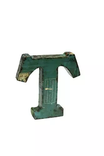 Lettera Metallo T Vintage Colorata